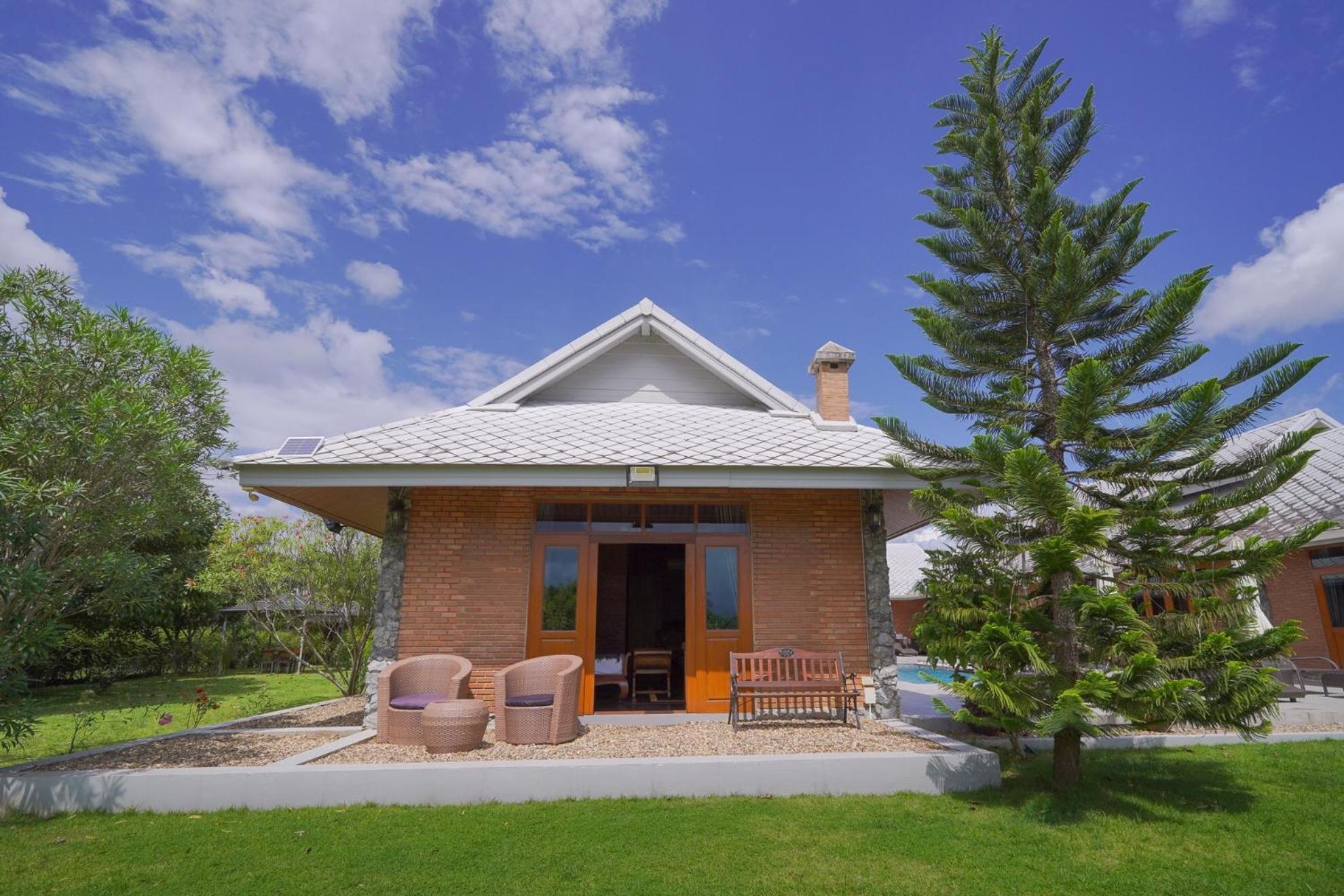 The Wes Village, Incl Free Breakfast & 100 Thb Food Gift Chiang Dao Exteriér fotografie