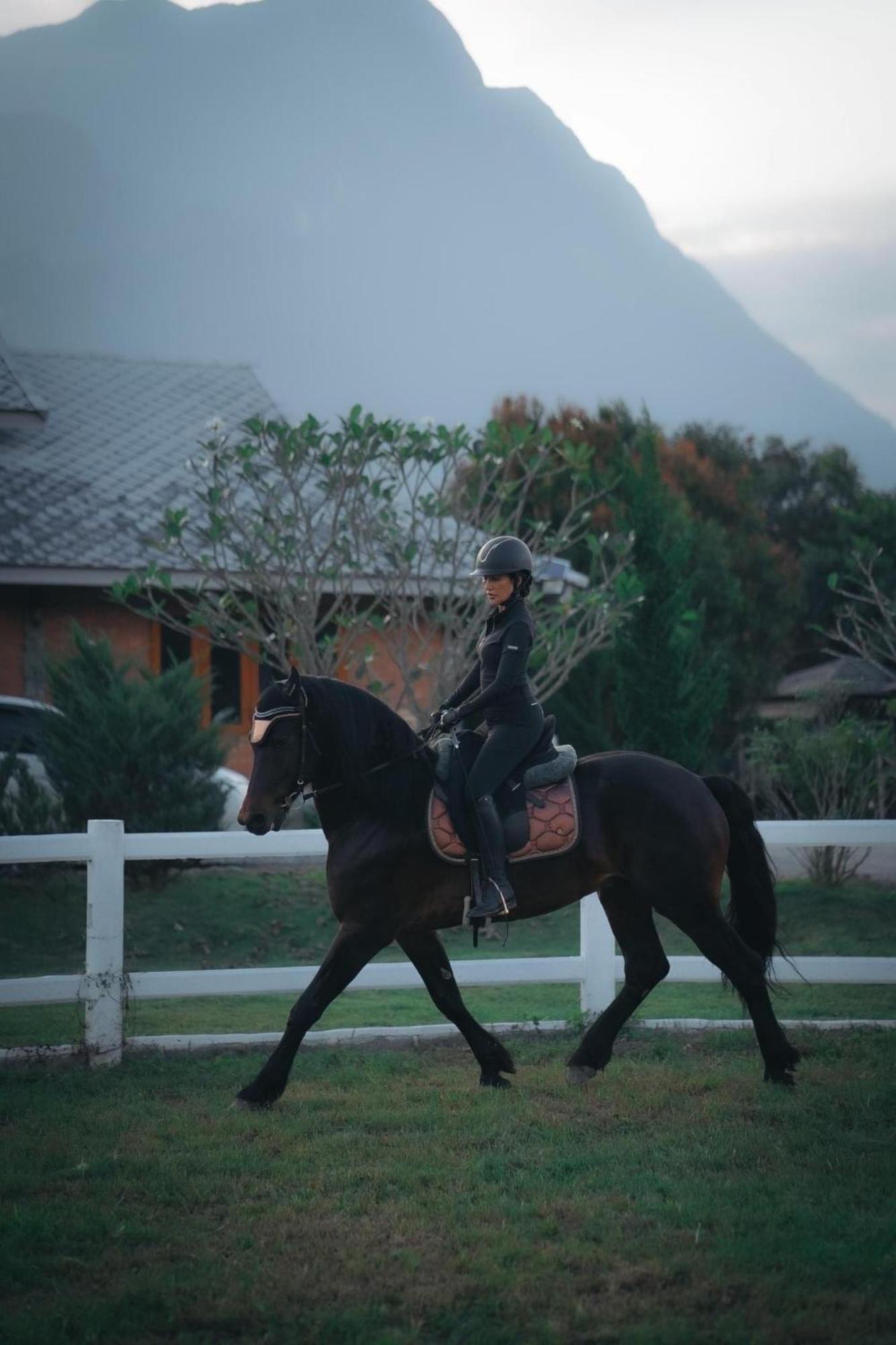 The Wes Village, Incl Free Breakfast & 100 Thb Food Gift Chiang Dao Exteriér fotografie